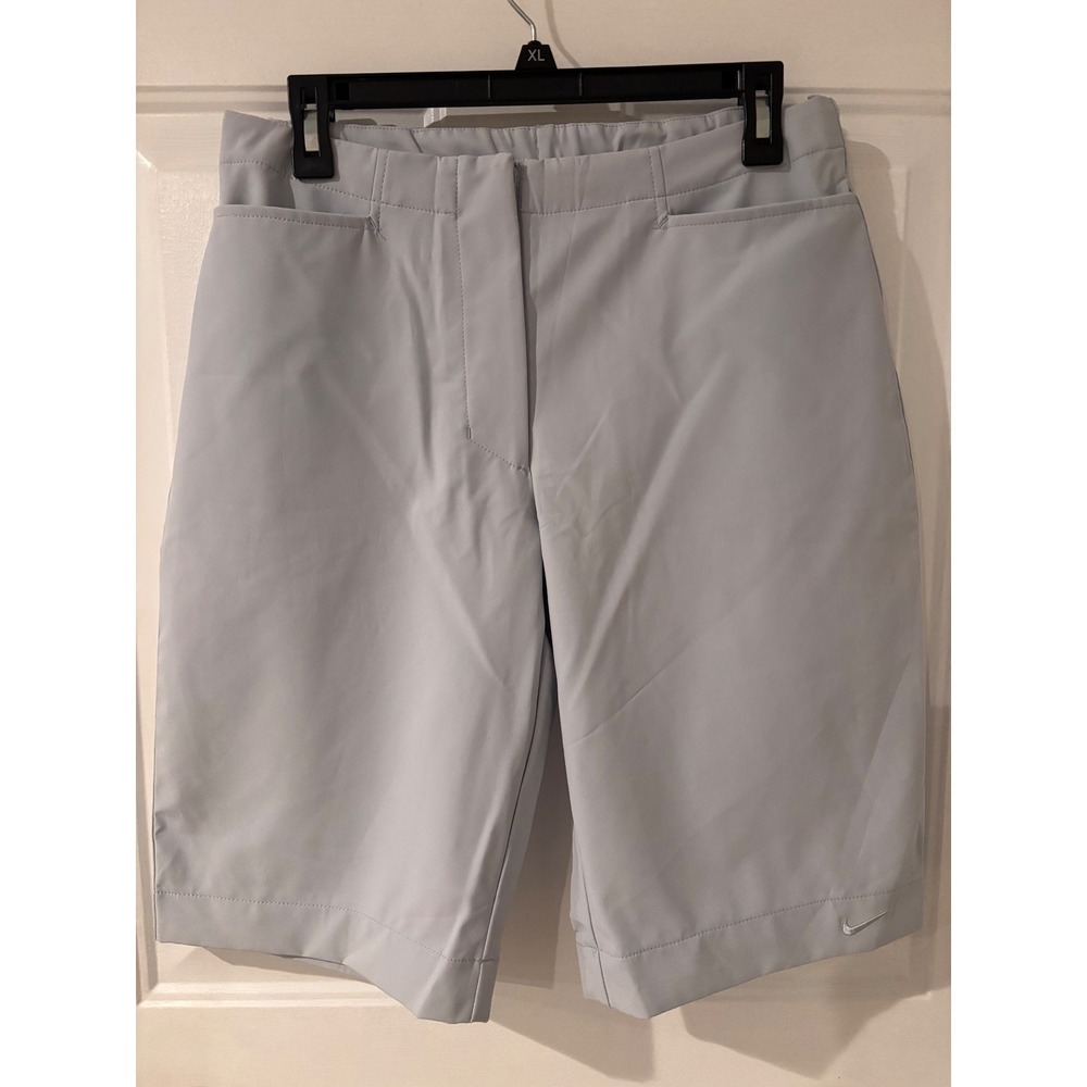 Nike Women Gray Golf Shorts Lightweight‎ Casual Athletic Size Medium
